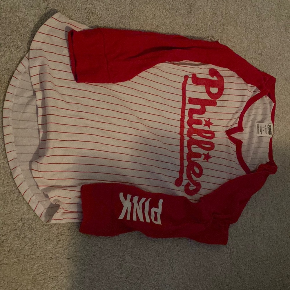 VS Phillies shirt
